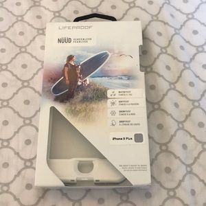 white iphone 8+ life proof case